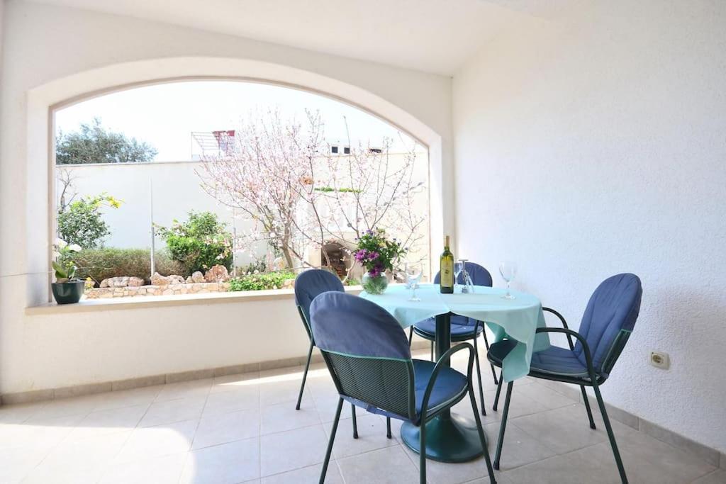 Apartments Regina Bol Dış mekan fotoğraf