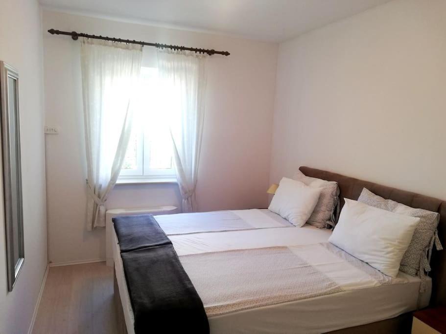 Apartments Regina Bol Dış mekan fotoğraf