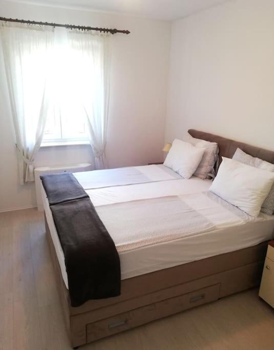 Apartments Regina Bol Dış mekan fotoğraf